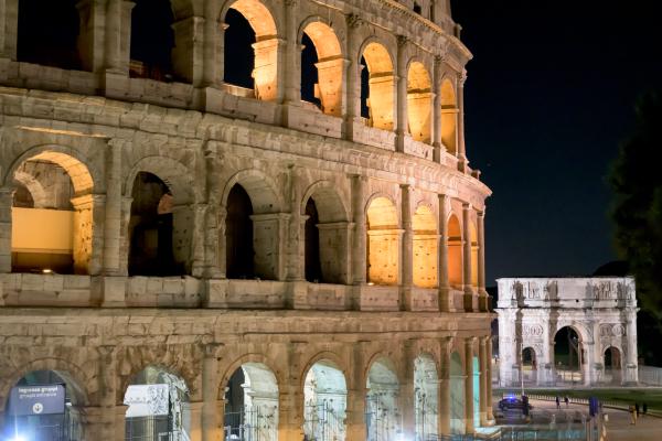 colosseum & arch of constantine (night)