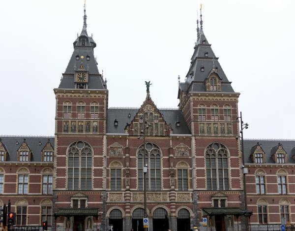 rijksmuseum front 1